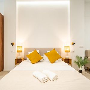 Studio met een King Size Bed